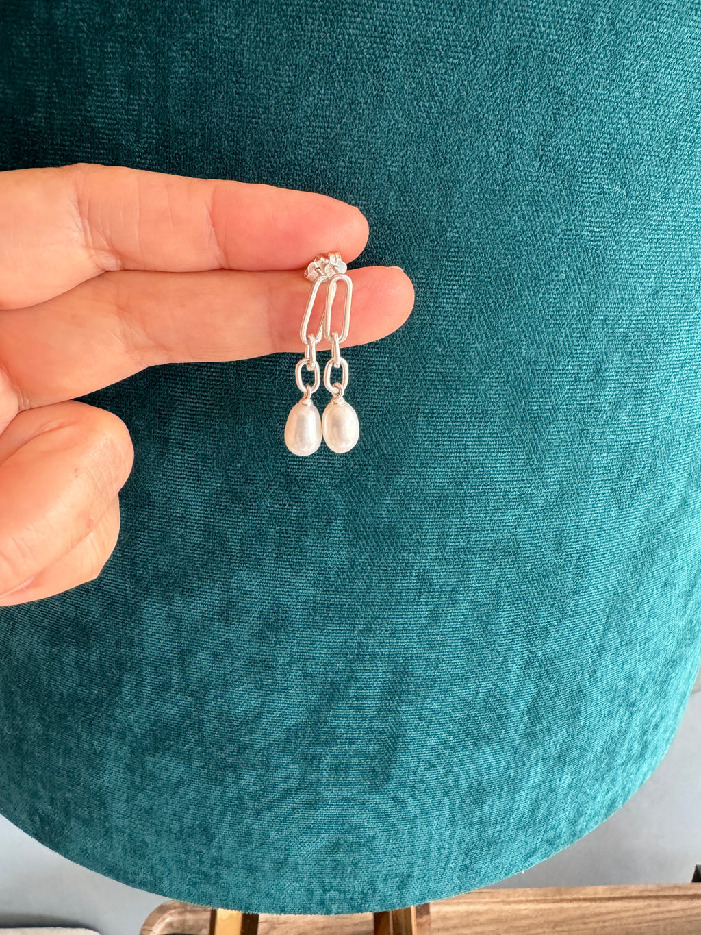 Freshwater pearl earrings on oval paperclip