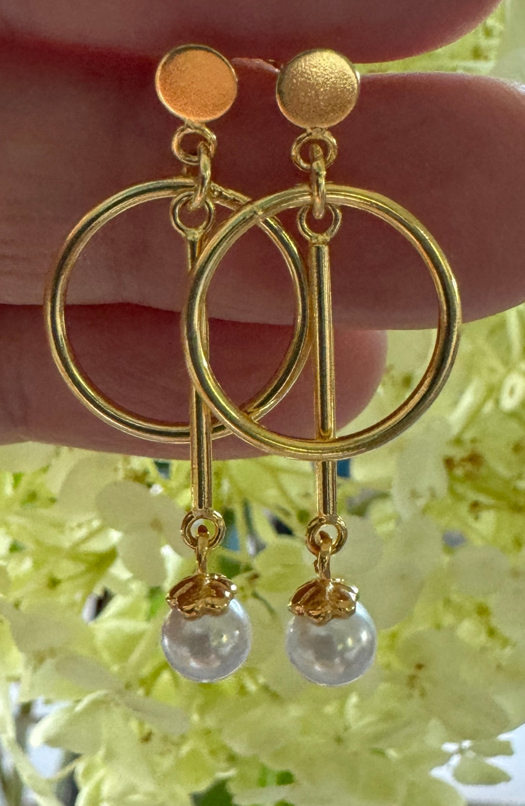 Gold Drop stud pearl earrings